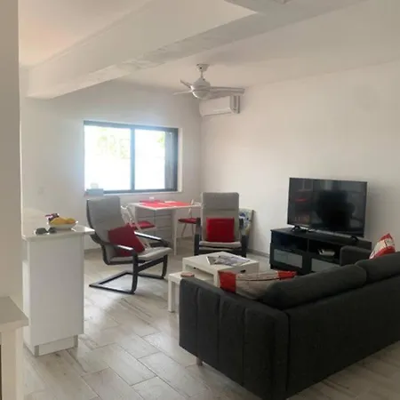 Nossa Casa - 2 Bedroom In